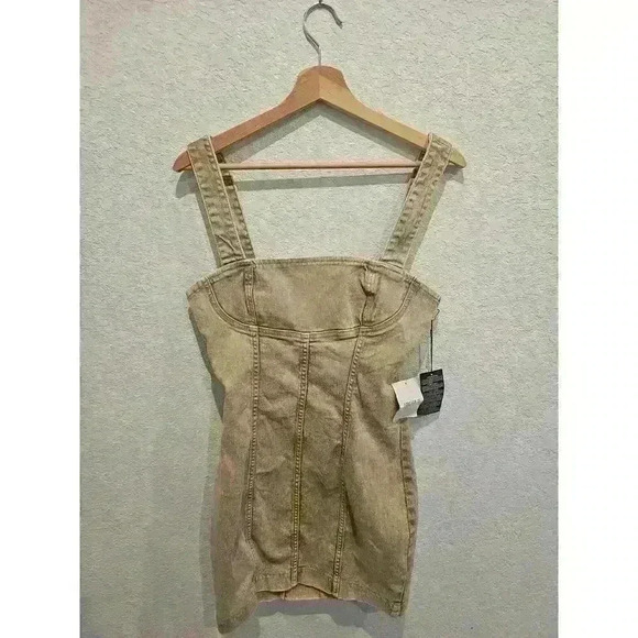 Forever 21 denim mini, overall style. Size Medium. - Picture 1 of 3